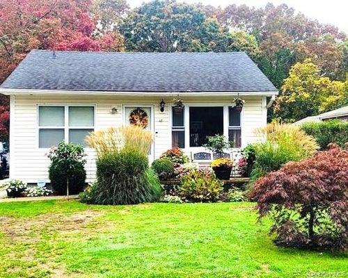 48 ELEANOR AVE, MASTIC, NY 11950 - Image c62772b82fca6c701c8ea43167f77f2b/2275139723