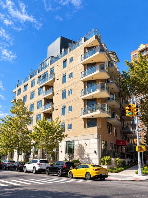 Photo of 13229 Blossom Avenue #4G, Flushing, NY 11355 (MLS # 1061192)