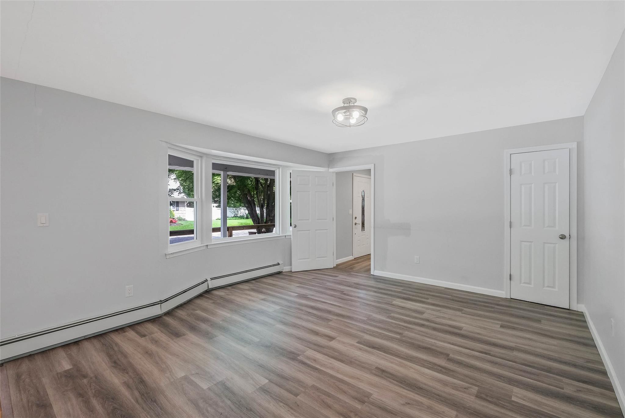 278 Parkside Avenue, Miller Place, New York image 25