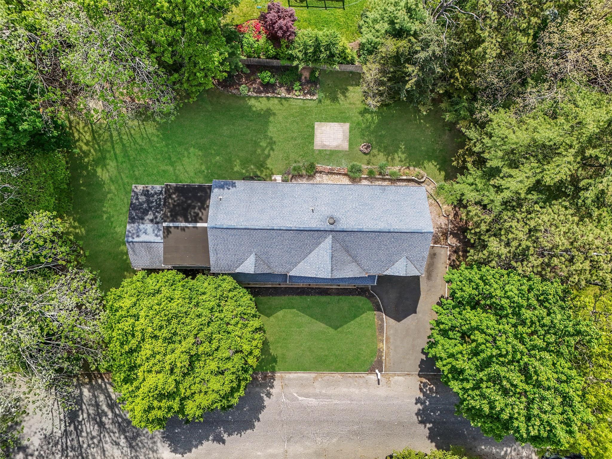 278 Parkside Avenue, Miller Place, New York image 35