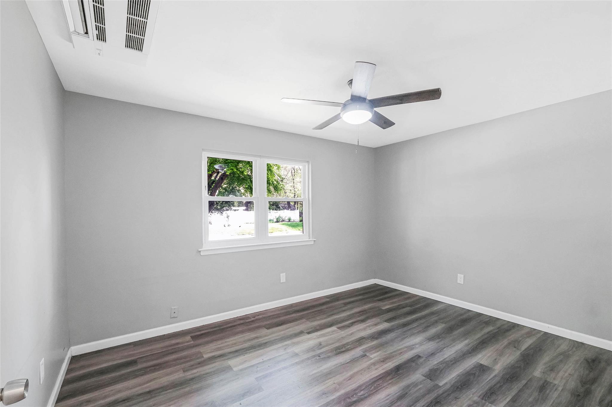 278 Parkside Avenue, Miller Place, New York image 28