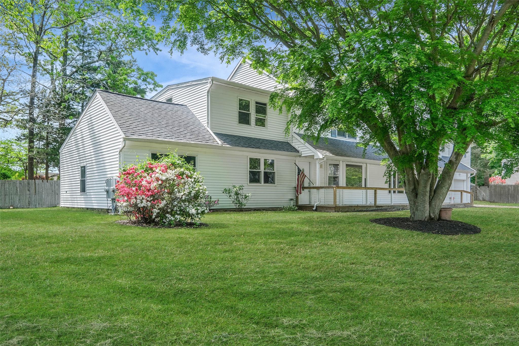 278 Parkside Avenue, Miller Place, New York image 32