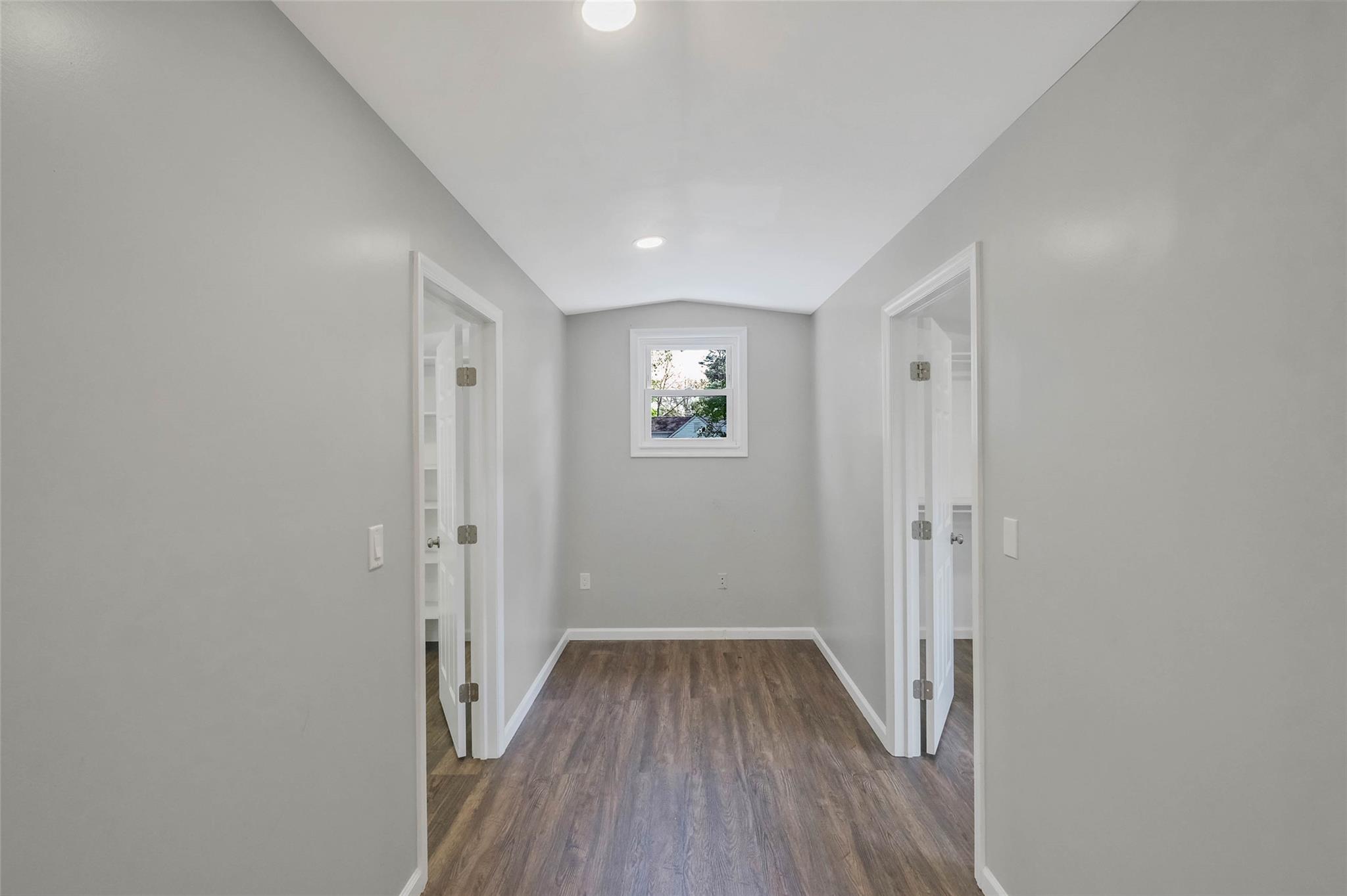 278 Parkside Avenue, Miller Place, New York image 18