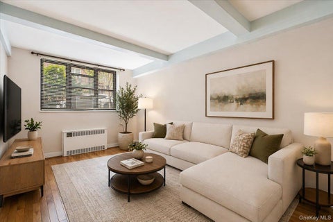 Homes For Sale - 67-35 Yellowstone Boulevard #1J<br/> Forest Hills, NY 11375