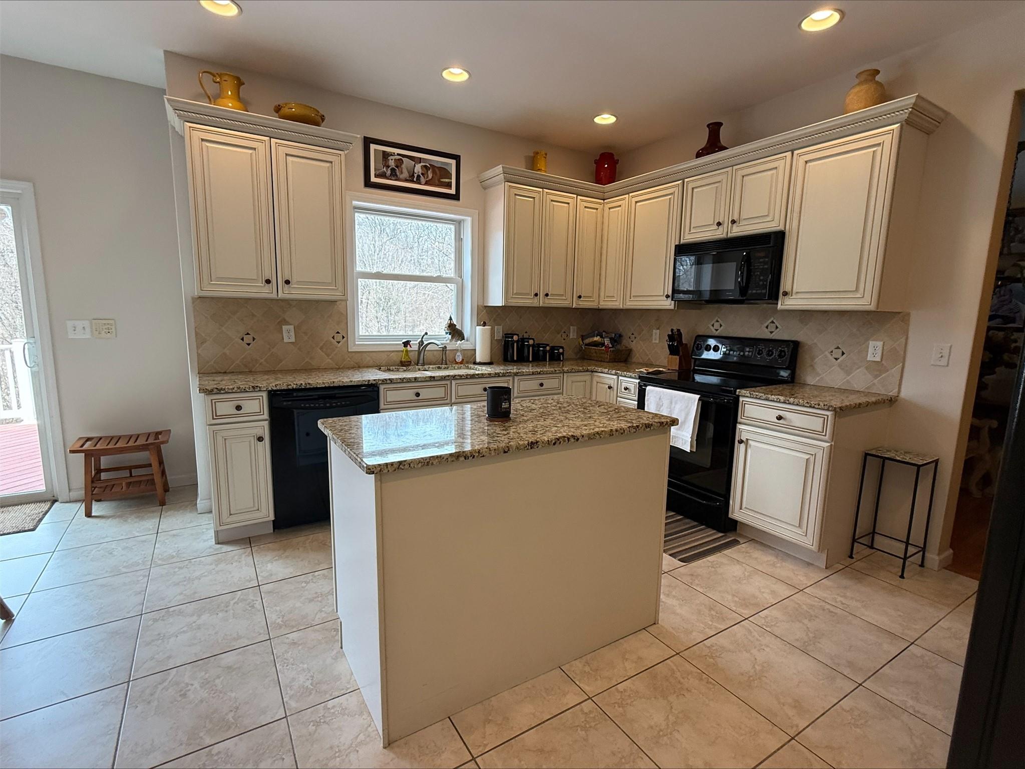 40 Winston Place, Marlboro, New York image 6