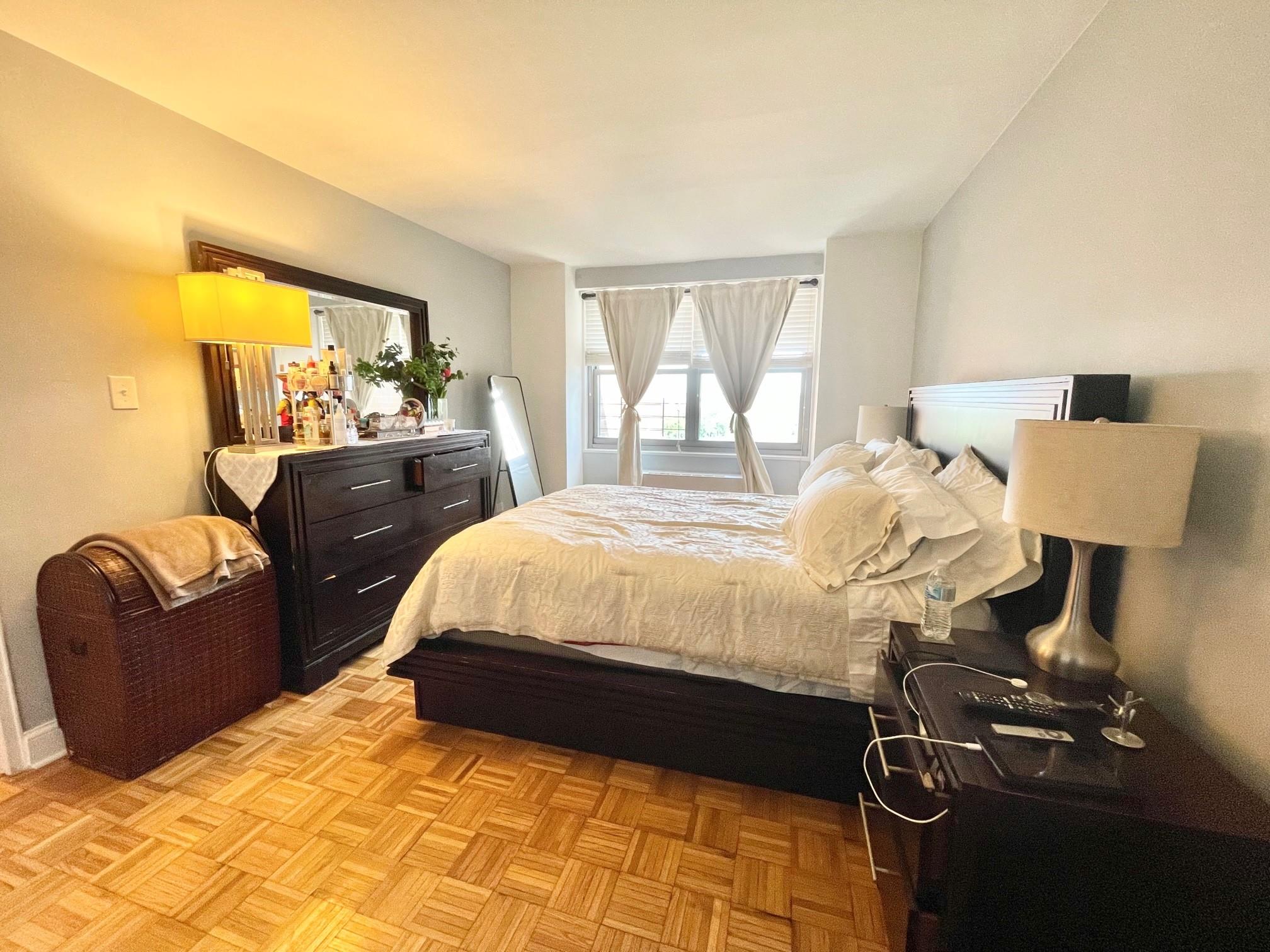 61-20 Grand Central Parkway #A1503, Forest Hills, New York image 7