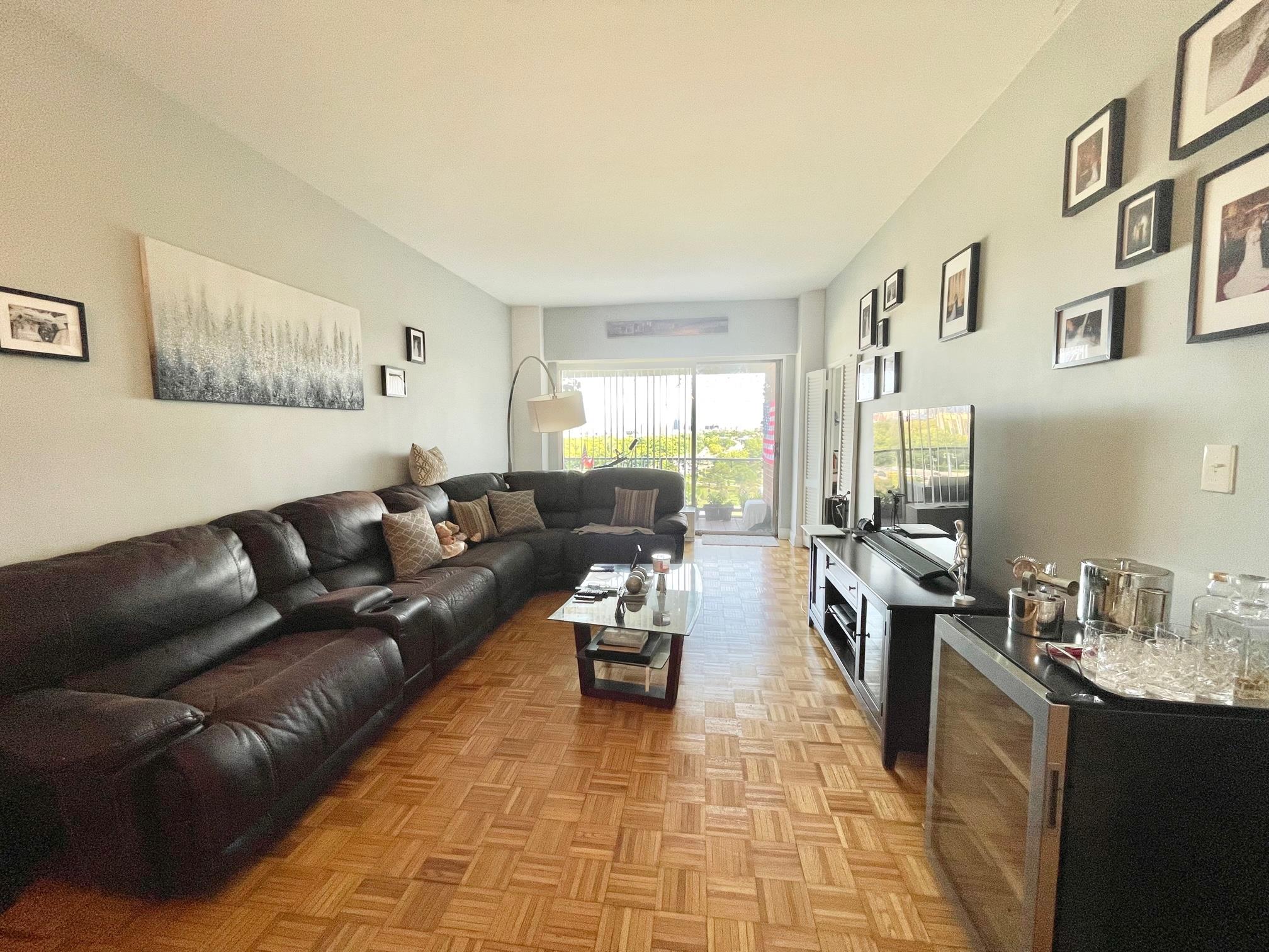 Property for Sale at Grand Central Parkway A1503, Forest Hills, Queens, NY - Bedrooms: 2 
Bathrooms: 1 
Rooms: 4  - $449,000