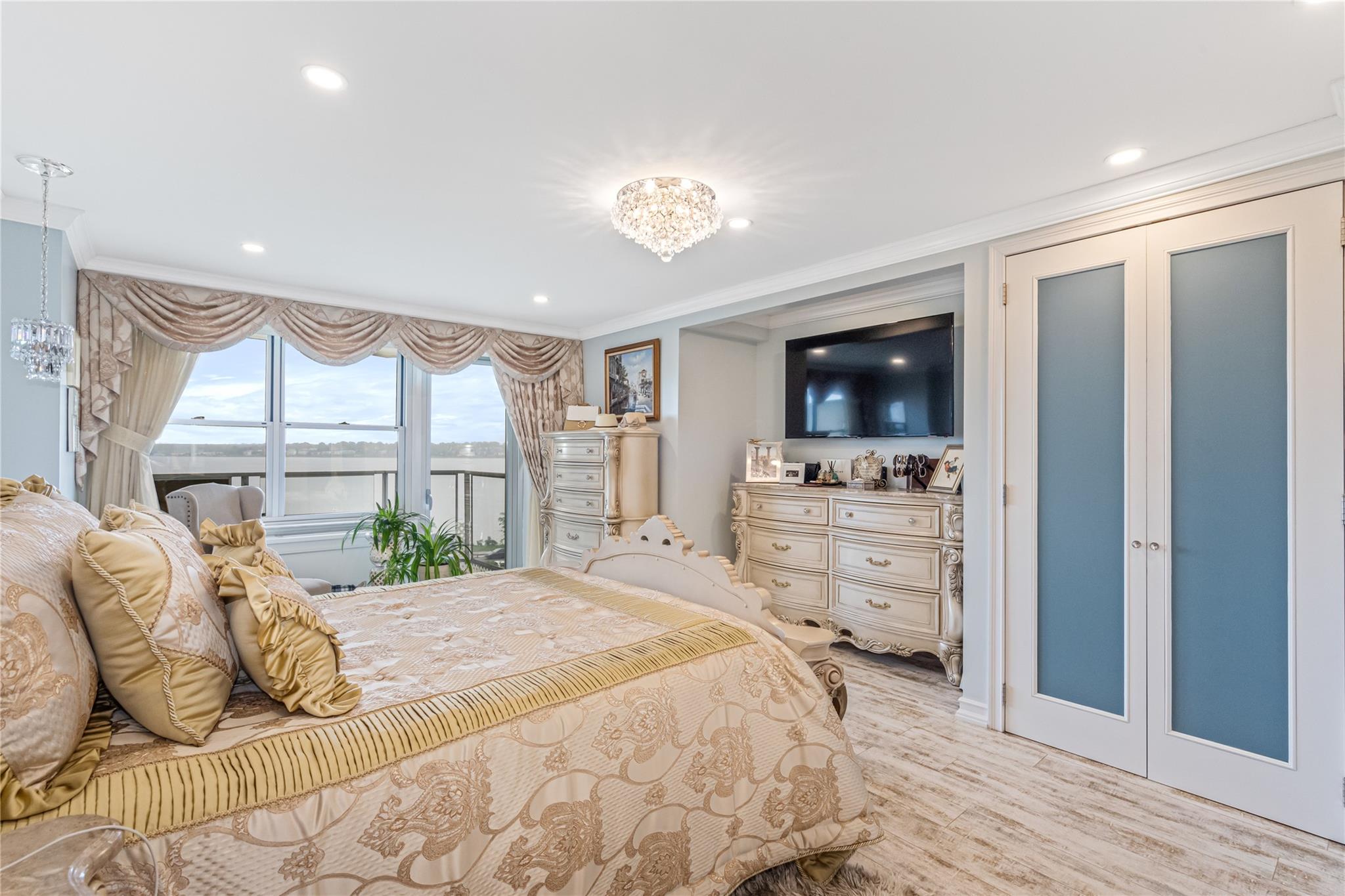 17-85 215th Street #4M, Bayside, New York image 15