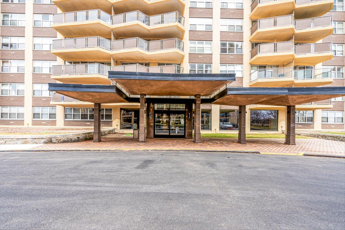 17-85 215th Street #4M, Bayside, New York image 30