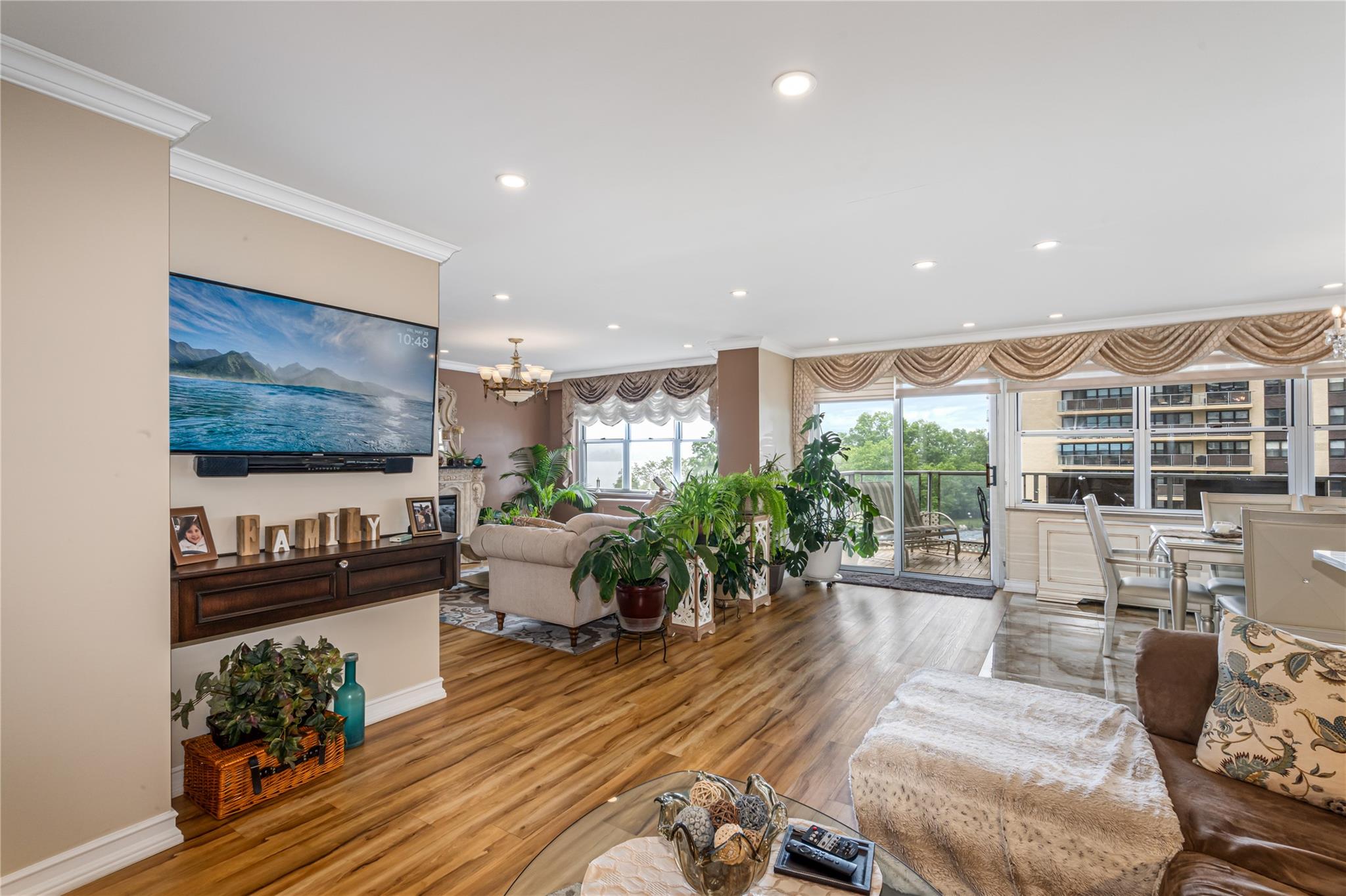 17-85 215th Street #4M, Bayside, New York image 5