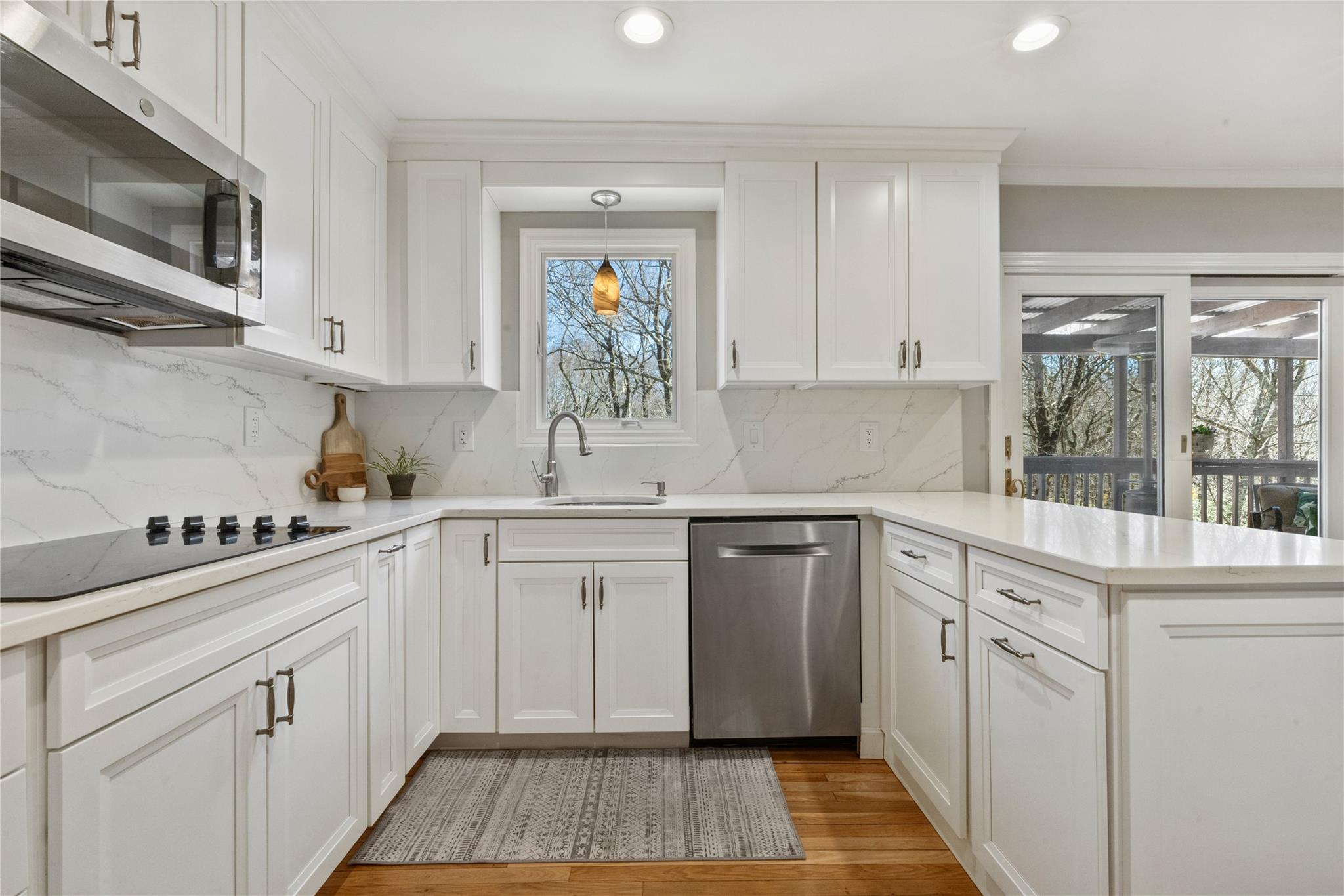 26 Tri Brook Drive, South Salem, New York image 6