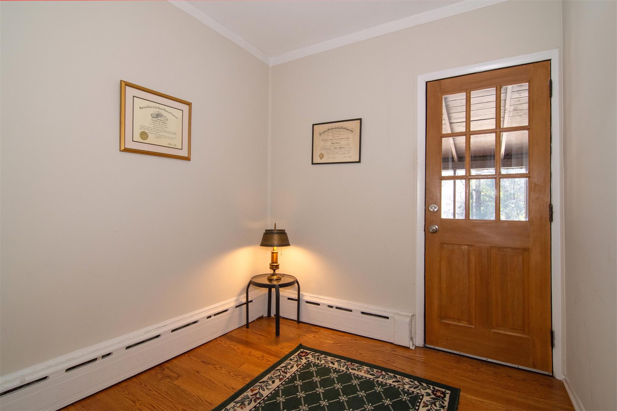 376 Aka 372 Bronxville Road, Yonkers, New York image 9