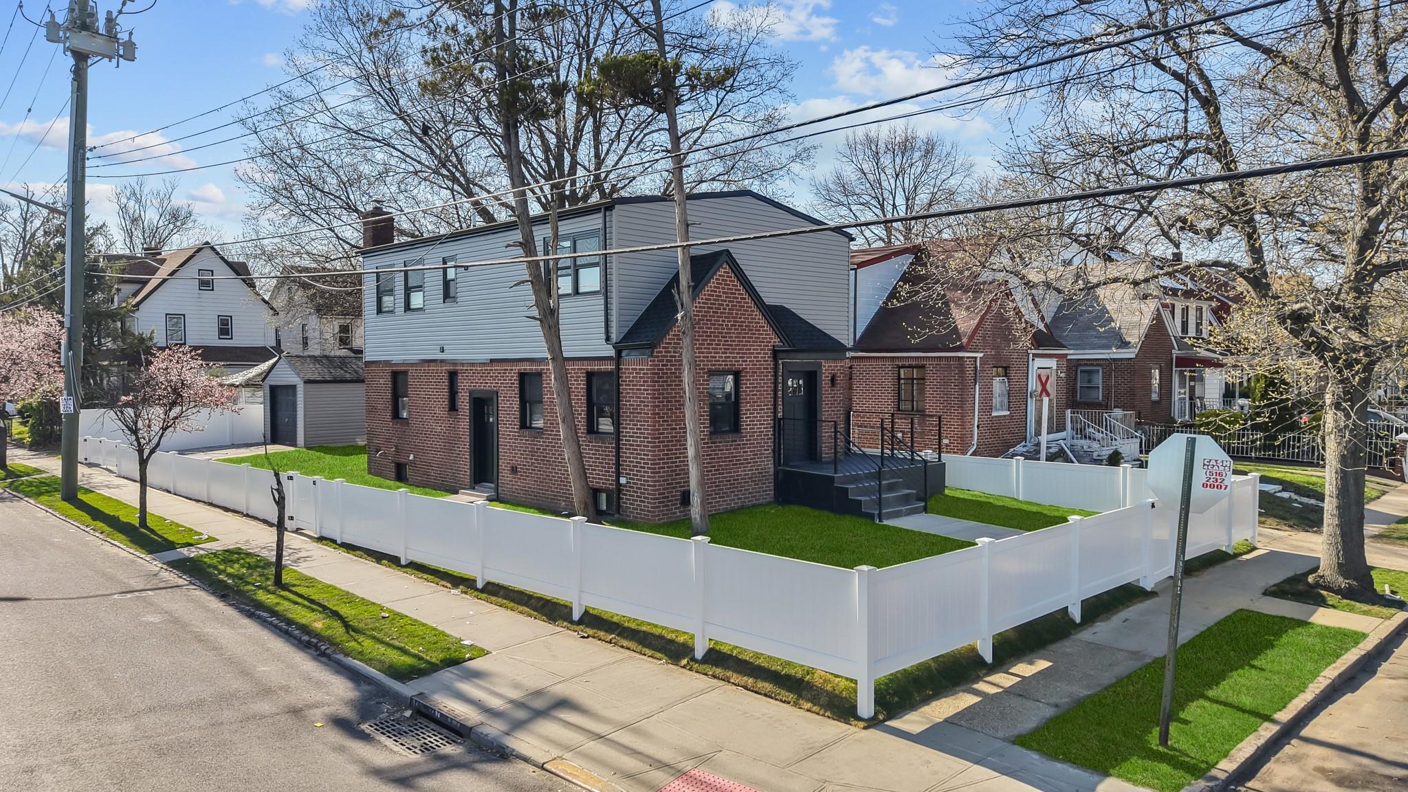 113-44 198th Street, Saint Albans, New York image 19