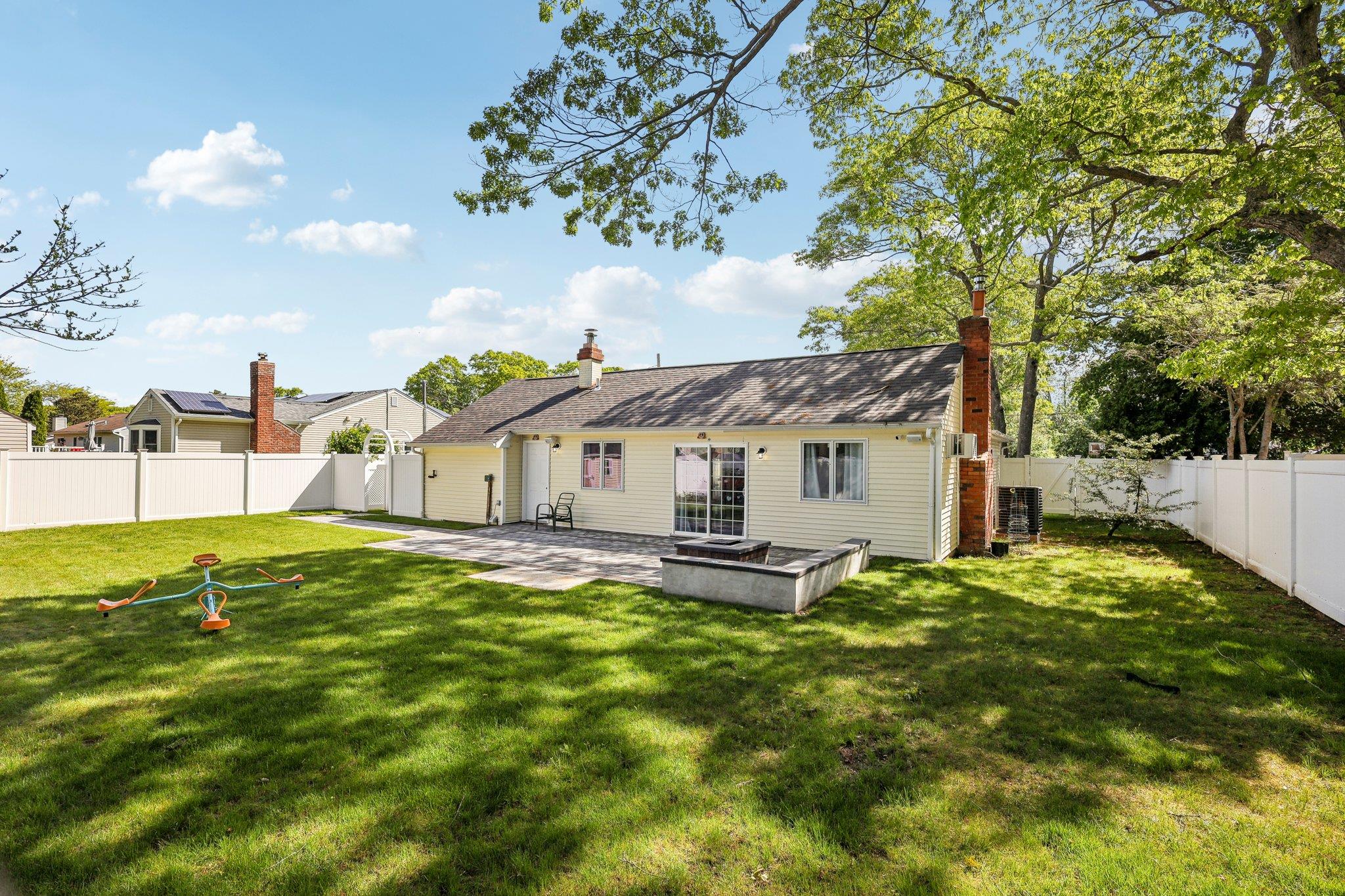 70 Propose Road, Brookhaven, New York image 33
