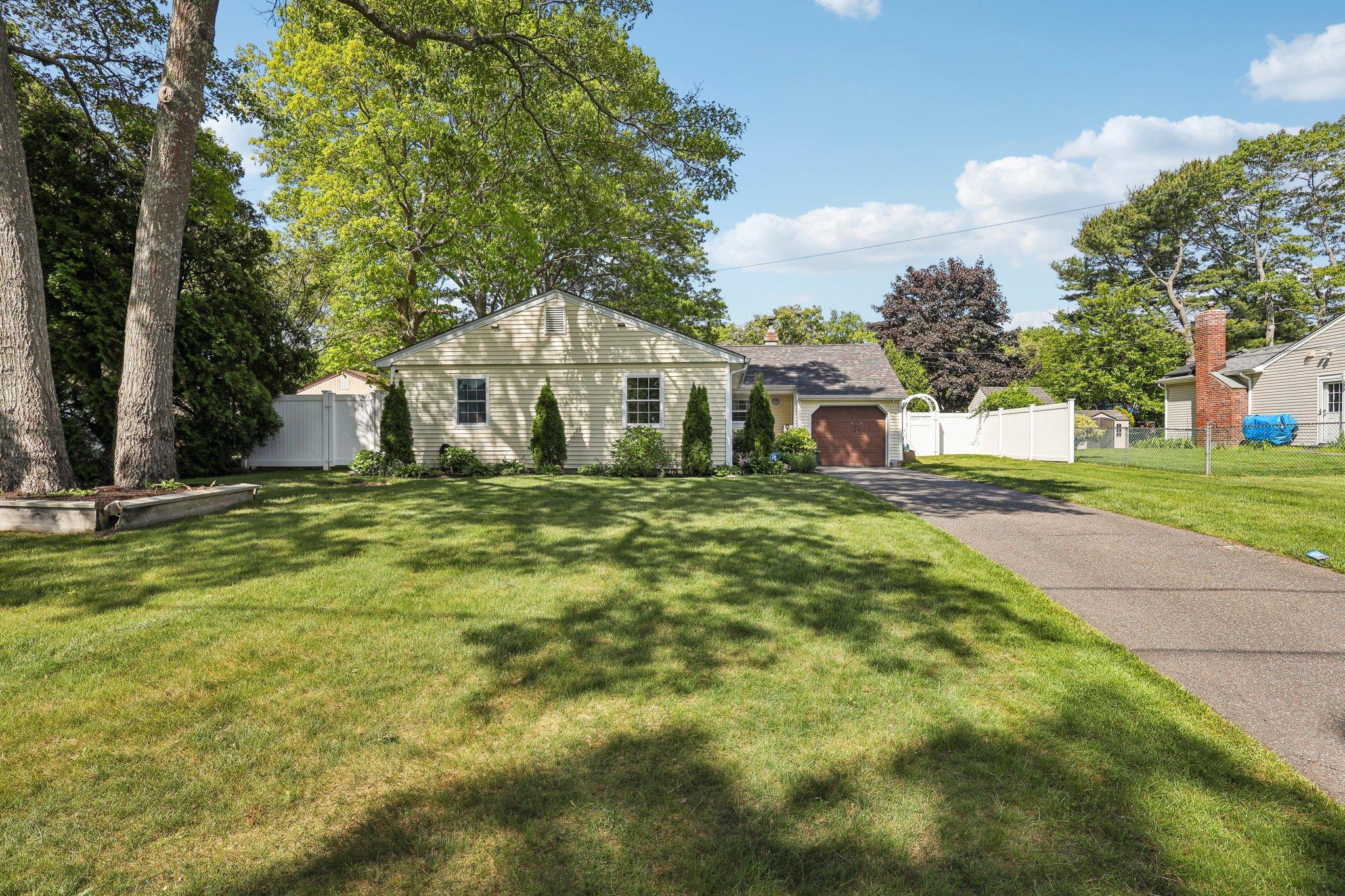 70 Propose Road, Brookhaven, New York image 1