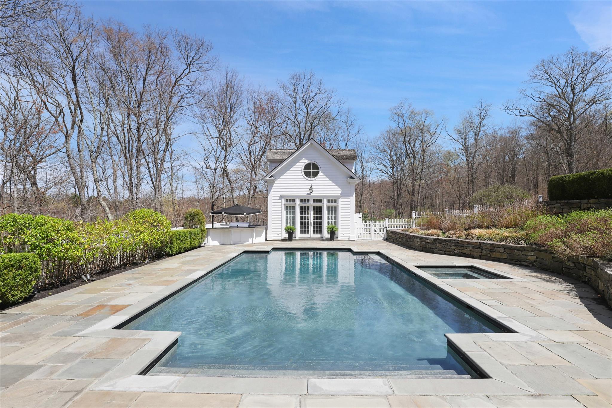 23 Rock Shelter Rd, Waccabuc, New York image 2