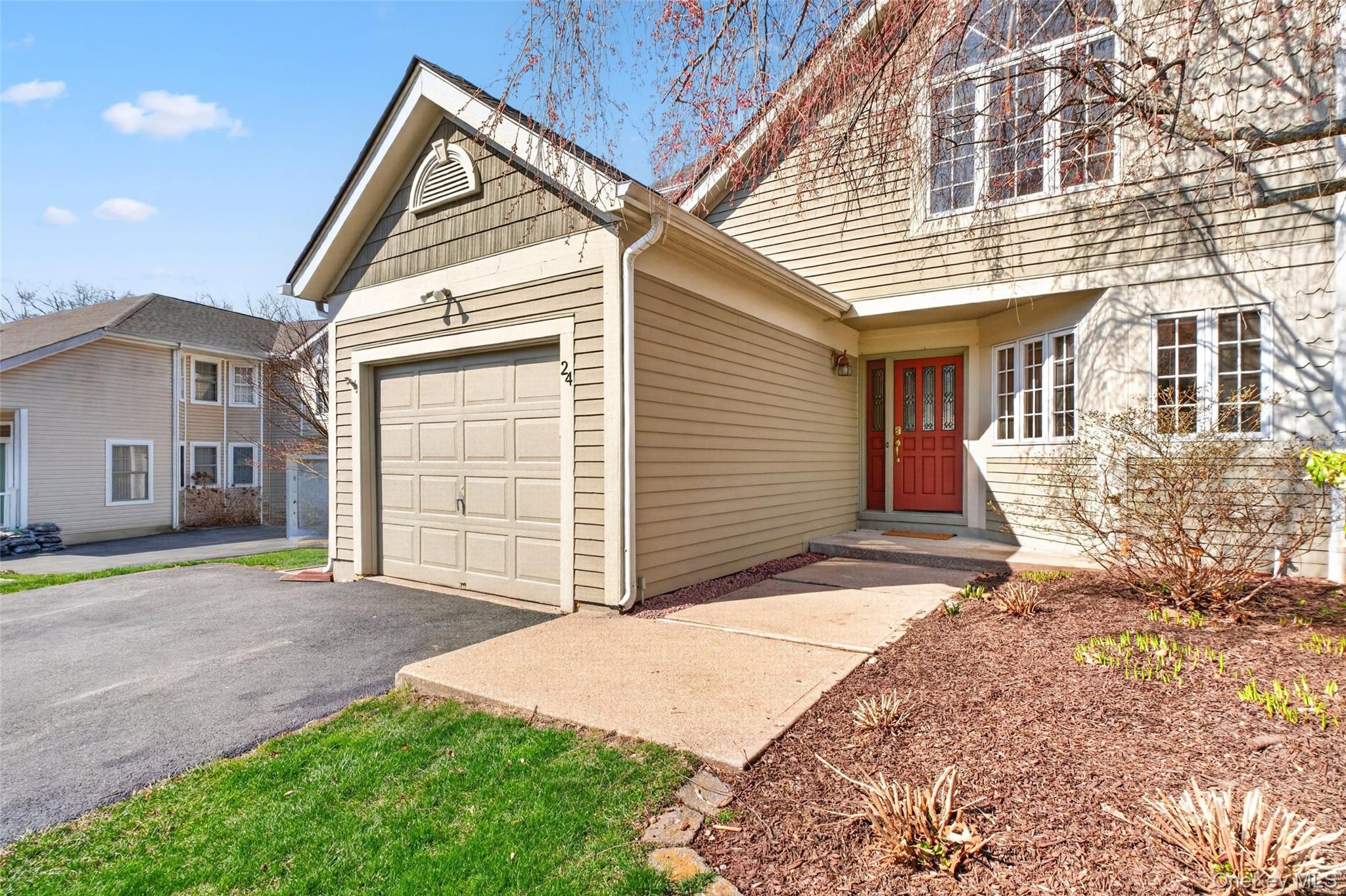 24 Coventry Circle