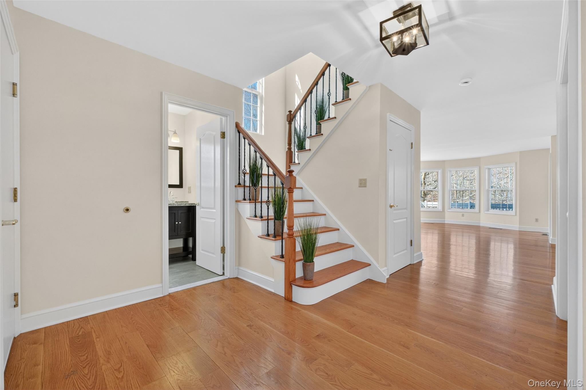 24 Coventry Circle