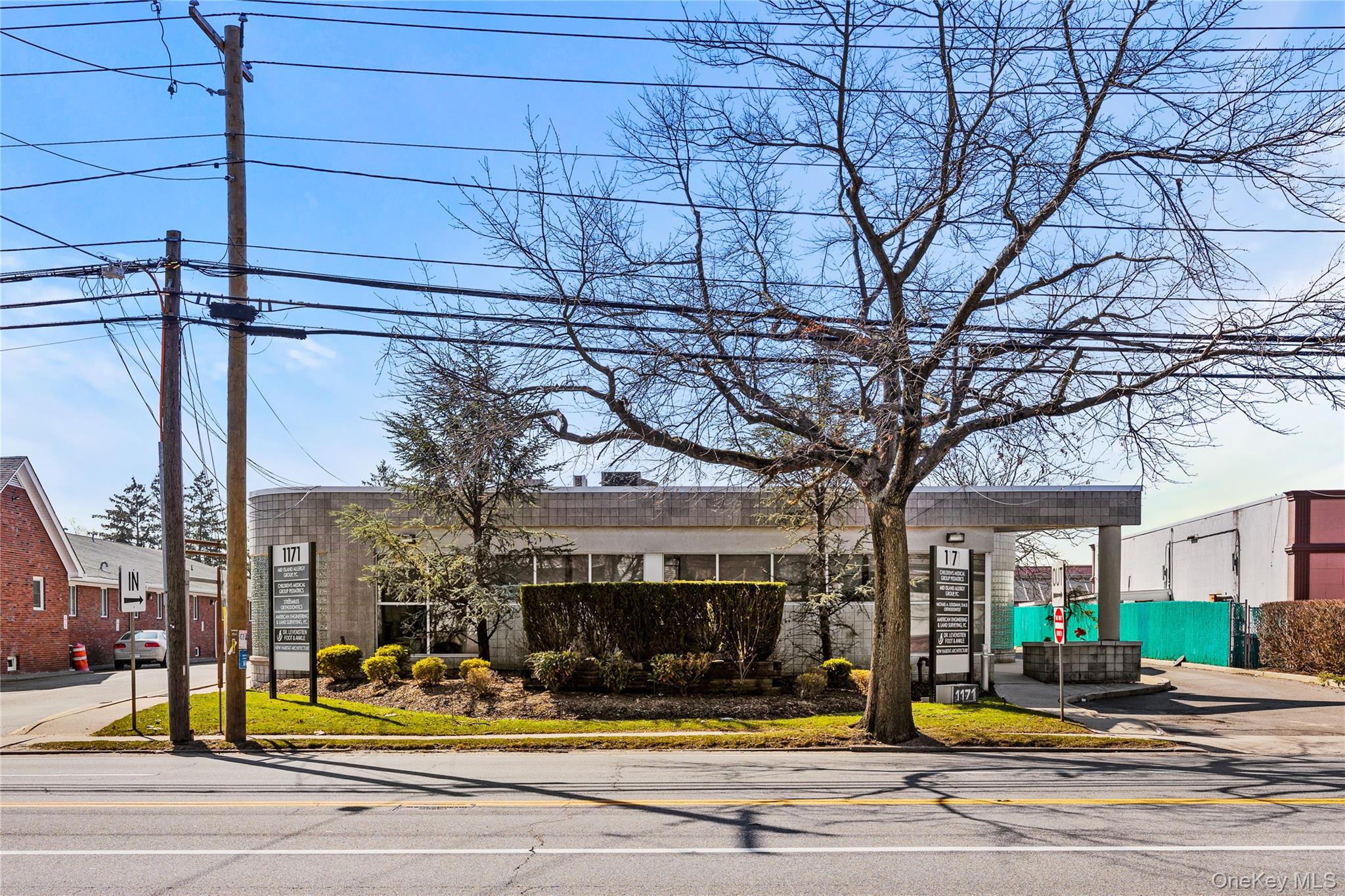 1171 Old Country Road 104