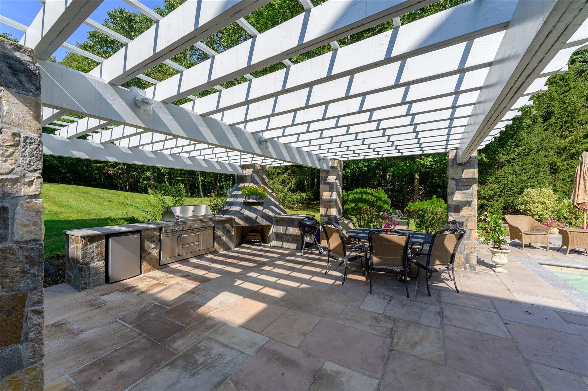199 Upper Shad Road, Pound Ridge, Florida image 28