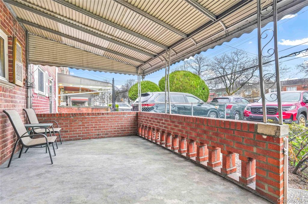 Photo of 989 Schenck Avenue, Brooklyn, NY 11207 (MLS # 945867)