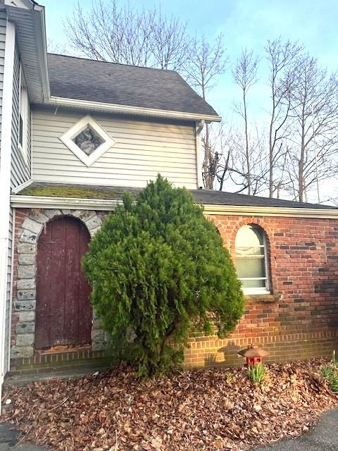 30 Arnold Avenue, West Babylon, New York image 3