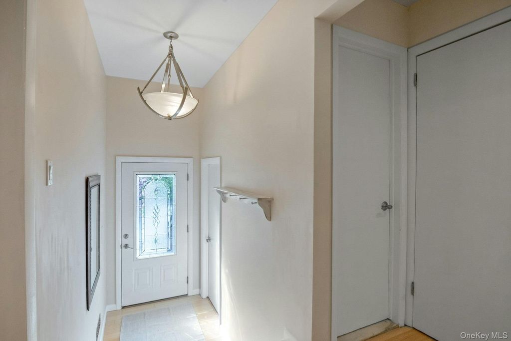 Photo of 32 Boulder Lane, Goldens Bridge, NY 10526 (MLS # 988155)