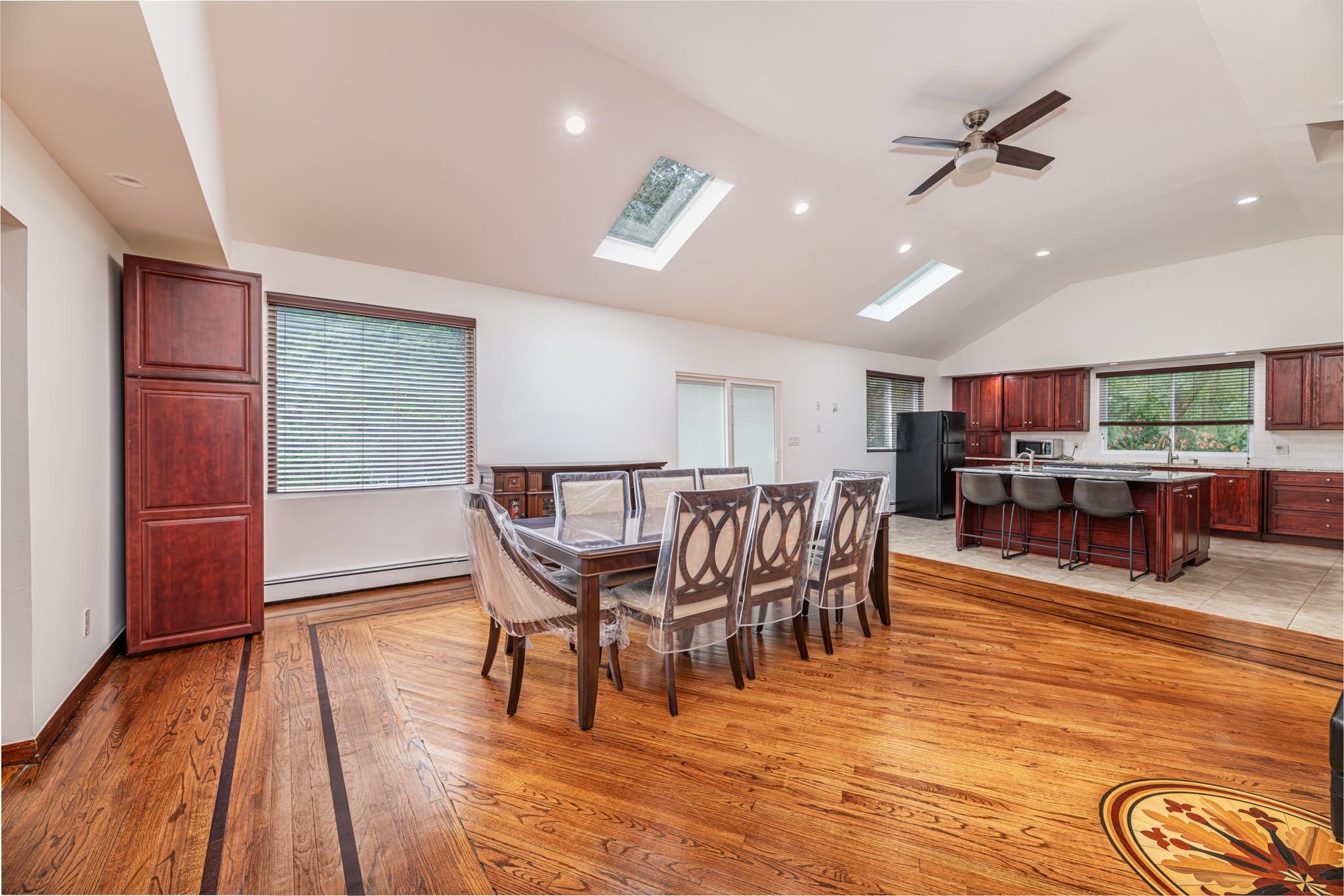30 N Lynn Street