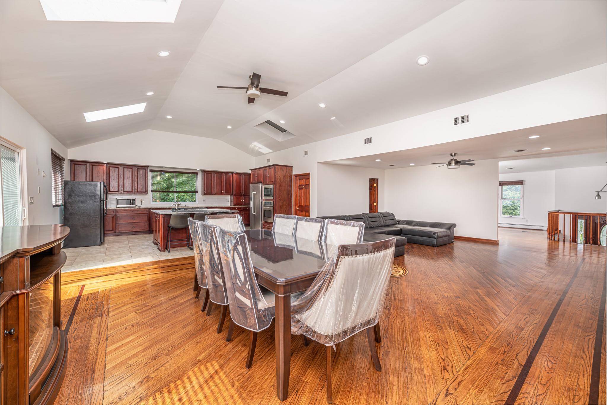 30 N Lynn Street