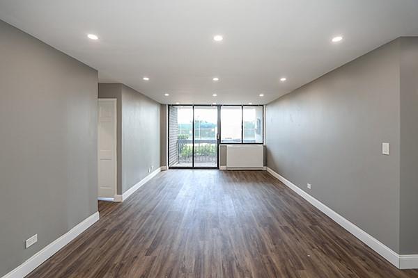 2 Bay Club Drive 1Z3