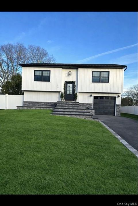 Photo of 159 Nimbus Road, Holbrook, NY 11741 (MLS # 987620)