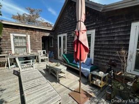 263 East Walk Cherry Grove NY 11782