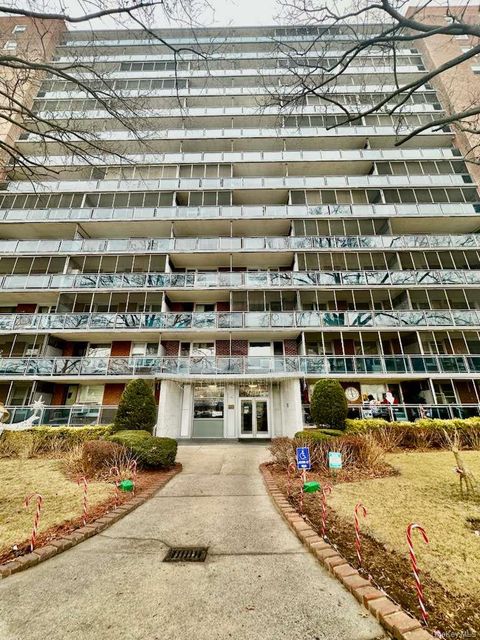Photo of 97-07 63 Road #3M, Rego Park, NY 11374 (MLS # 950195)