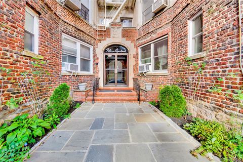 305 Sixth Ave 6A Pelham NY 10803