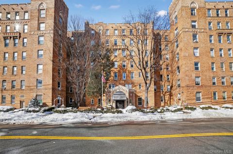 Homes For Sale - 219 Bronx River Road #4N<br/> Yonkers, NY 10704