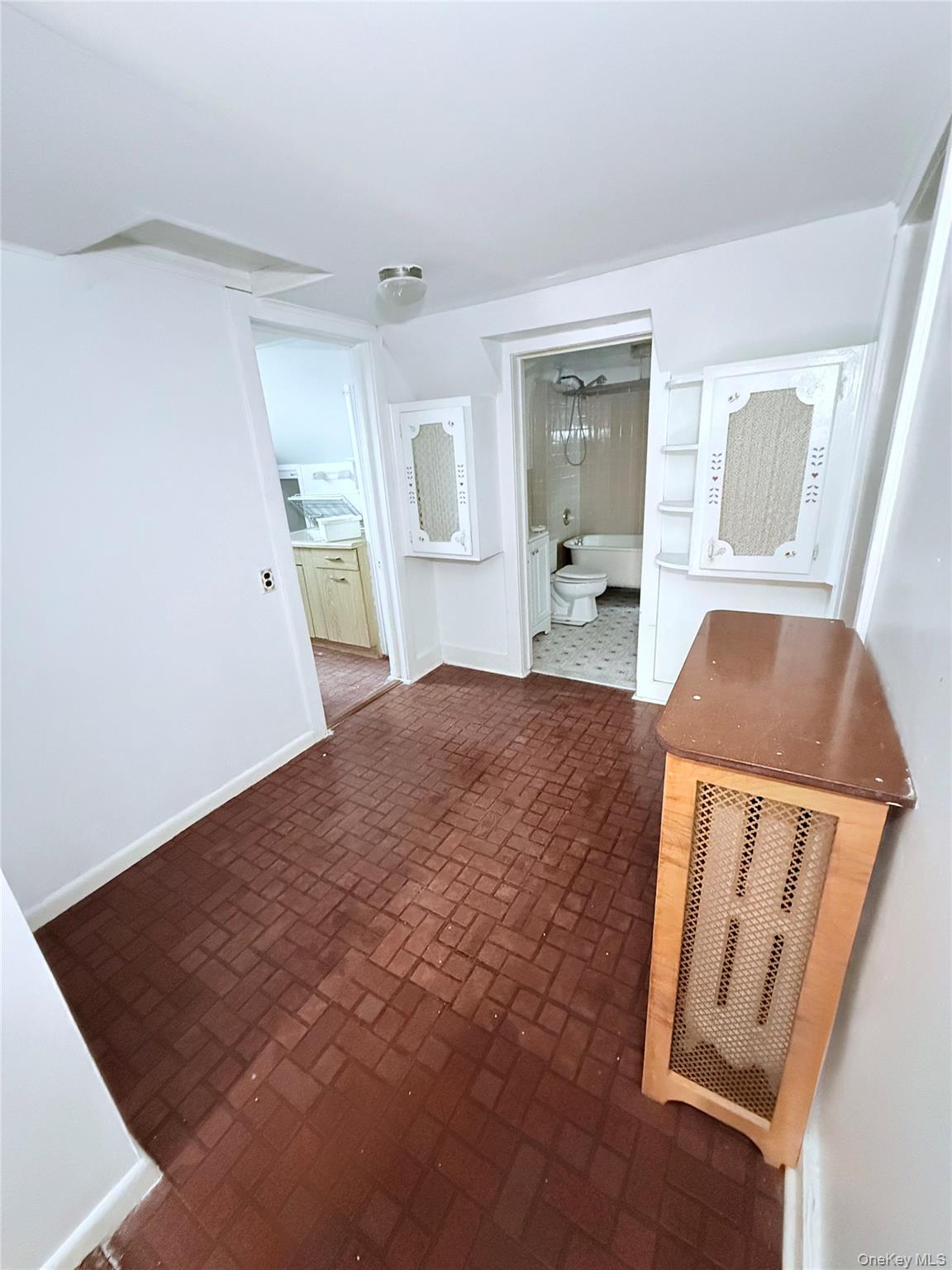 100 Cottage Avenue 3