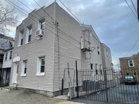 Multifamily For Sale - 125 N 5th Avenue<br/> Mount Vernon, NY 10550