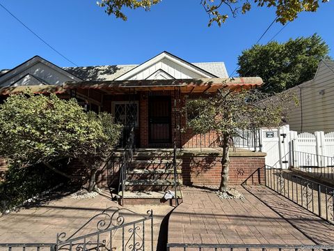 5353 61st Street Maspeth NY 11378