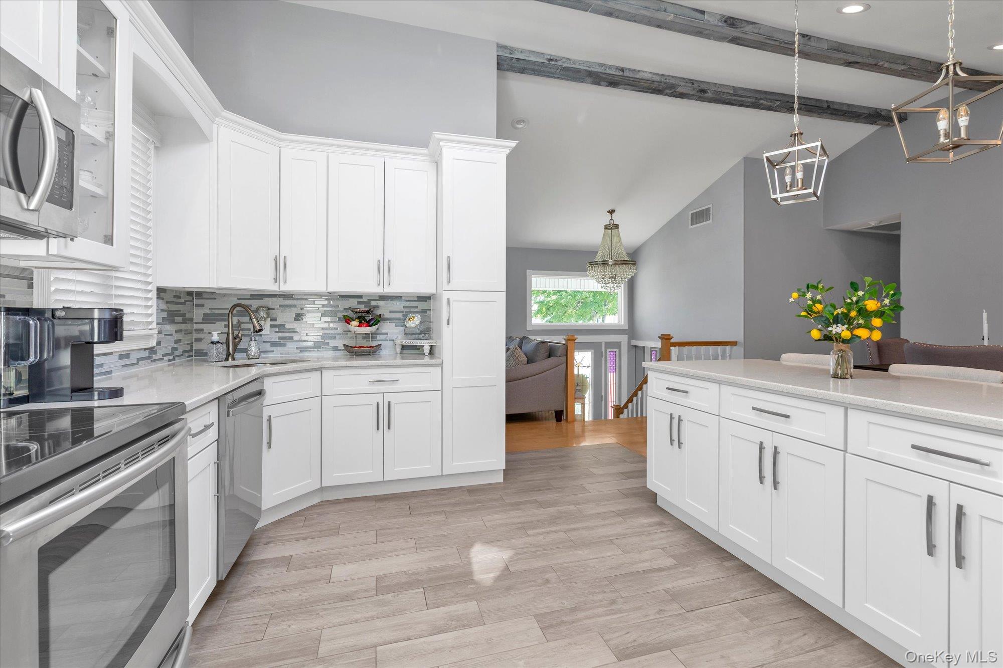 3984 Darby Lane