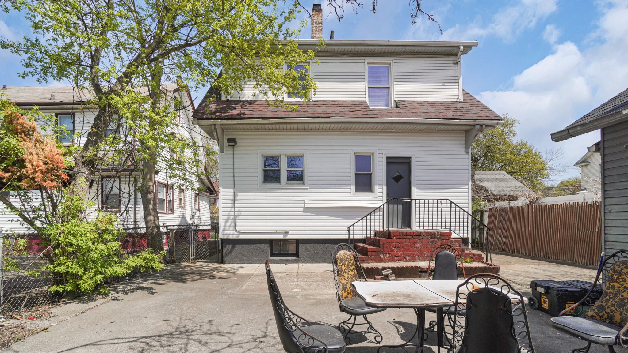 9920 196th Street, Hollis, New York image 28