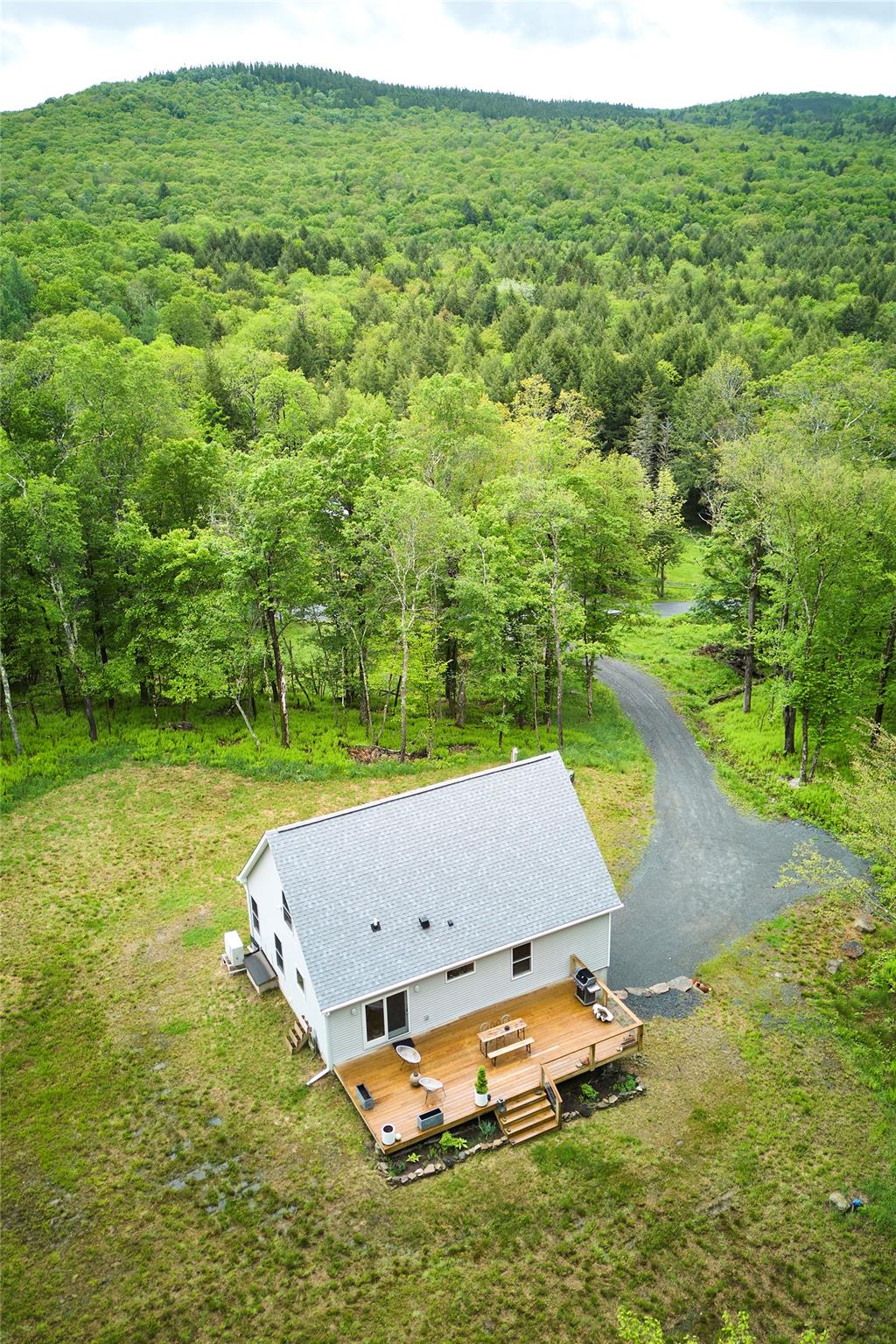 546 Willowemoc Road, Livingston Manor, New York image 2