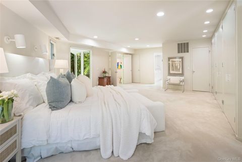 Tiny photo for 35 Neustadt Lane, Chappaqua, NY 10514 (MLS # 936052)