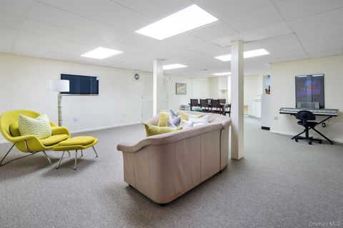 Tiny photo for 35 Neustadt Lane, Chappaqua, NY 10514 (MLS # 936052)