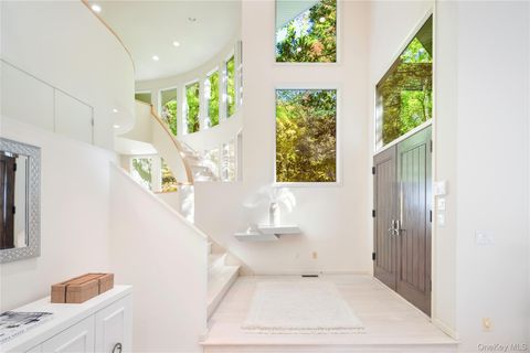 Tiny photo for 35 Neustadt Lane, Chappaqua, NY 10514 (MLS # 936052)