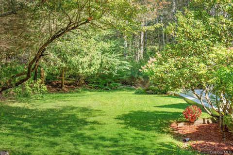 Tiny photo for 35 Neustadt Lane, Chappaqua, NY 10514 (MLS # 936052)