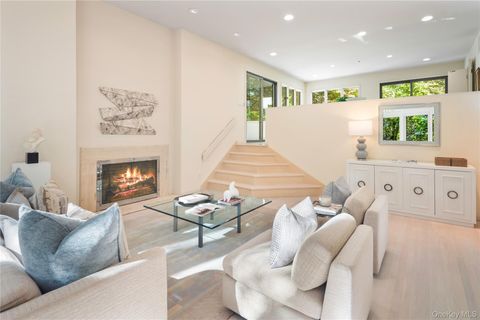 Tiny photo for 35 Neustadt Lane, Chappaqua, NY 10514 (MLS # 936052)