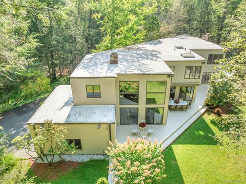 Tiny photo for 35 Neustadt Lane, Chappaqua, NY 10514 (MLS # 936052)