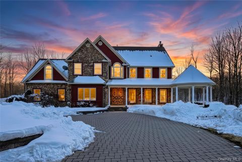 14 Stonewall Court Warwick NY 10990