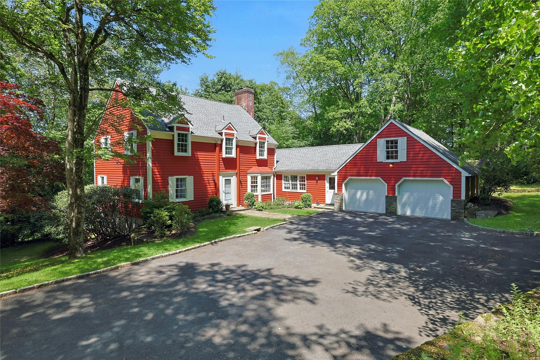 24 Glen Terrace, Chappaqua, New York image 1