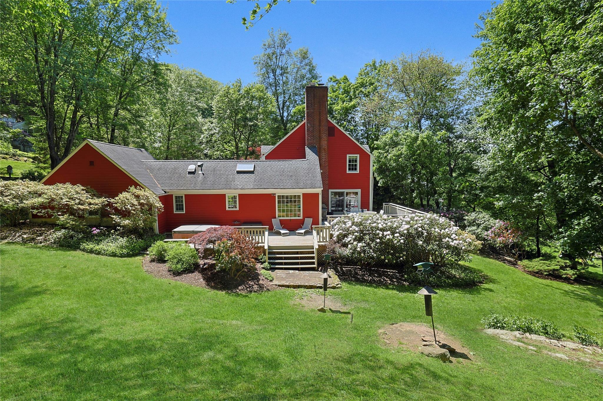 24 Glen Terrace, Chappaqua, New York image 2